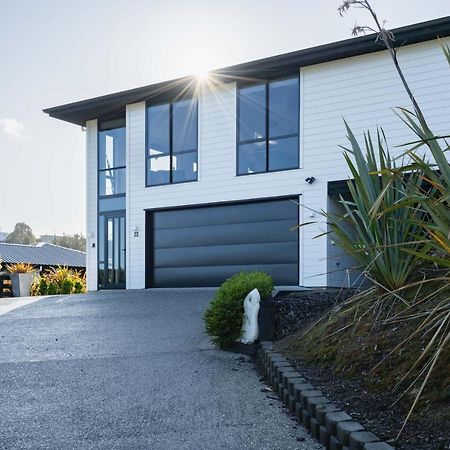 Modern Family Friendly Getaway Dunedin Exterior foto