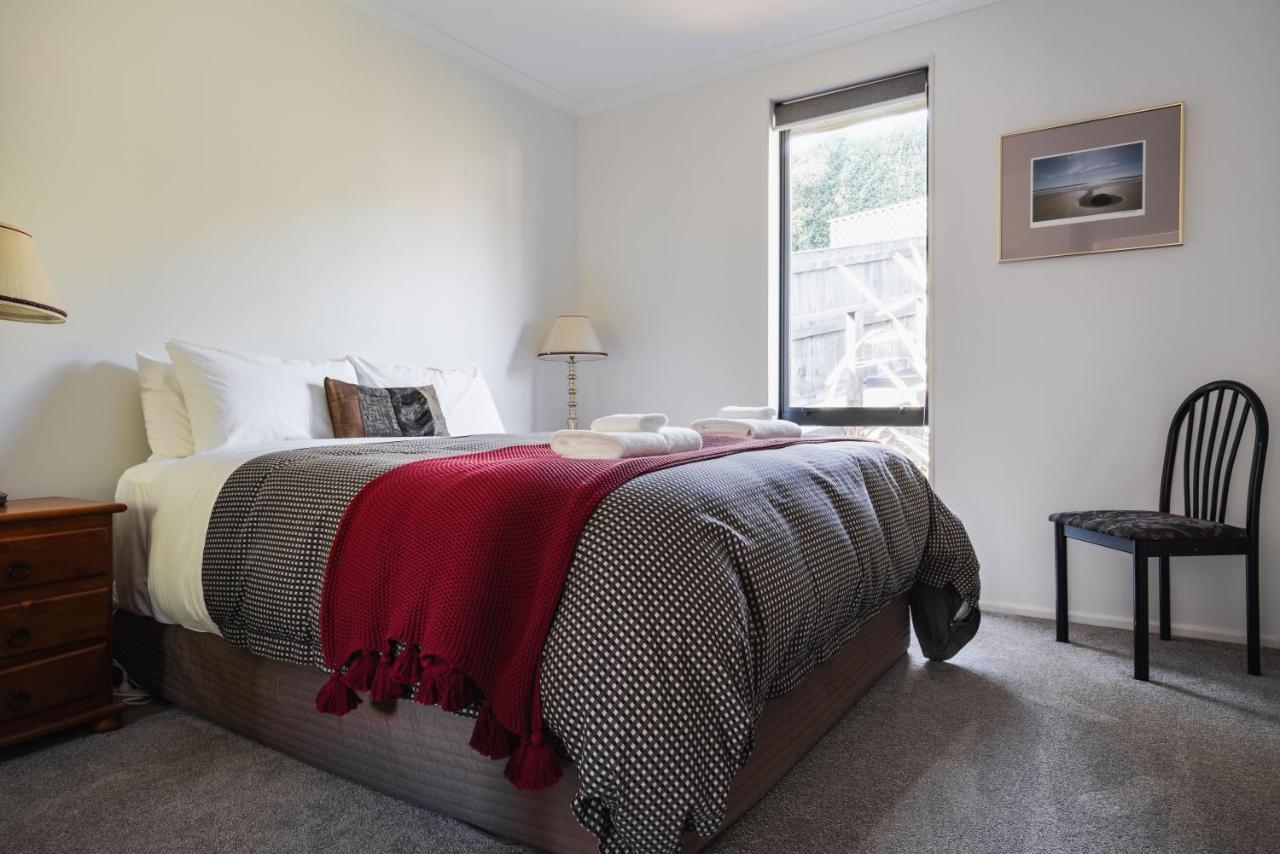 Modern Family Friendly Getaway Dunedin Exterior foto